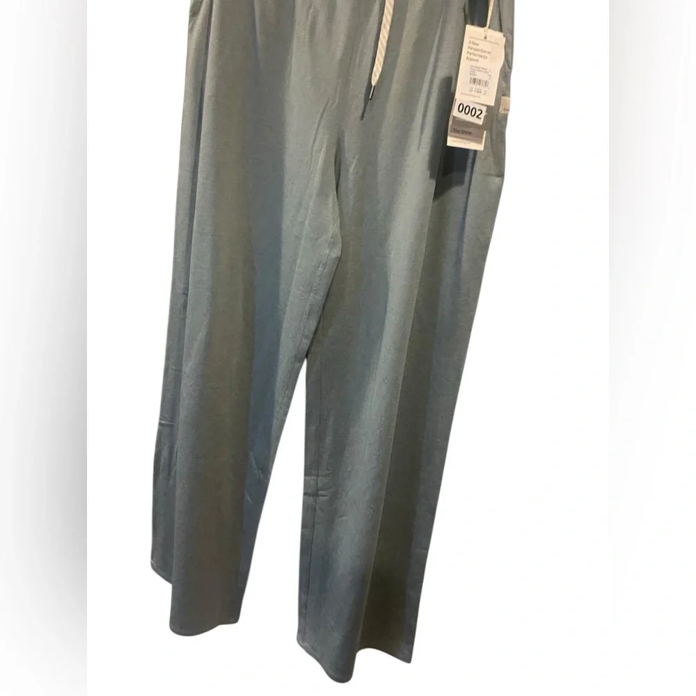 NWT Vuori halo essential wide leg Size XL - Picture 2 of 5